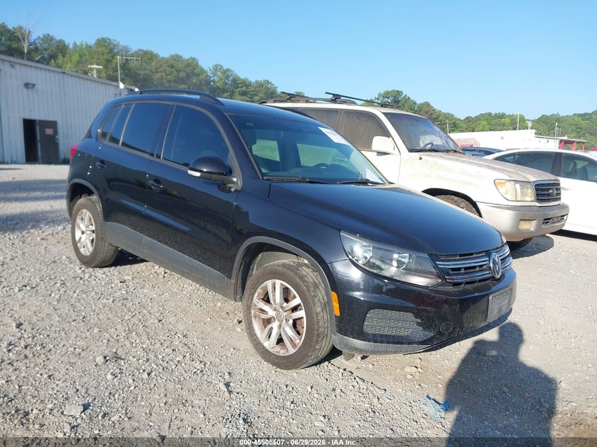 2017 Volkswagen Tiguan VIN WVGAV7AX9HK003906 IAAI salvage auction — NORMAL WEAR, Clear (Georgia), sold $1,800 on 2026-07-28 (photo 1)
