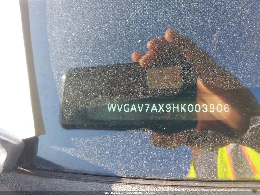 2017 Volkswagen Tiguan VIN WVGAV7AX9HK003906 IAAI salvage auction — NORMAL WEAR, Clear (Georgia), sold $1,800 on 2026-07-28 (photo 9)