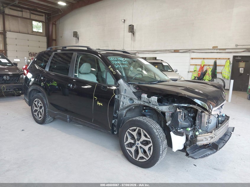 2021 Subaru Forester VIN JF2SKAJC9MH501947 IAAI salvage auction — FRONT END, Mv-907A (New York), sold $3,600 on 2026-07-22 (photo 1)