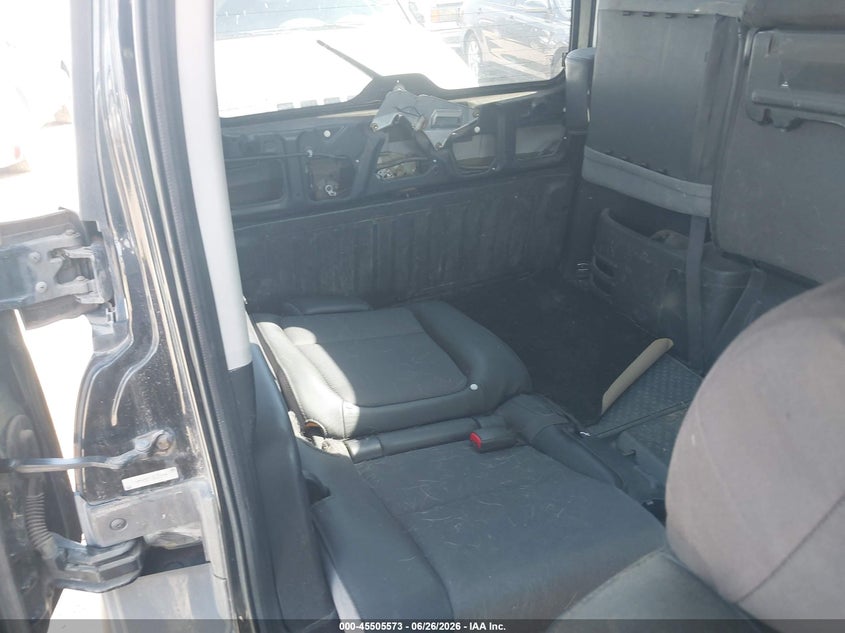 2003 Honda Element VIN 5J6YH28583L019903 IAAI salvage auction — NORMAL WEAR, Clear-Dealer Only (Arizona), sold $25 on 2026-07-09 (photo 8)