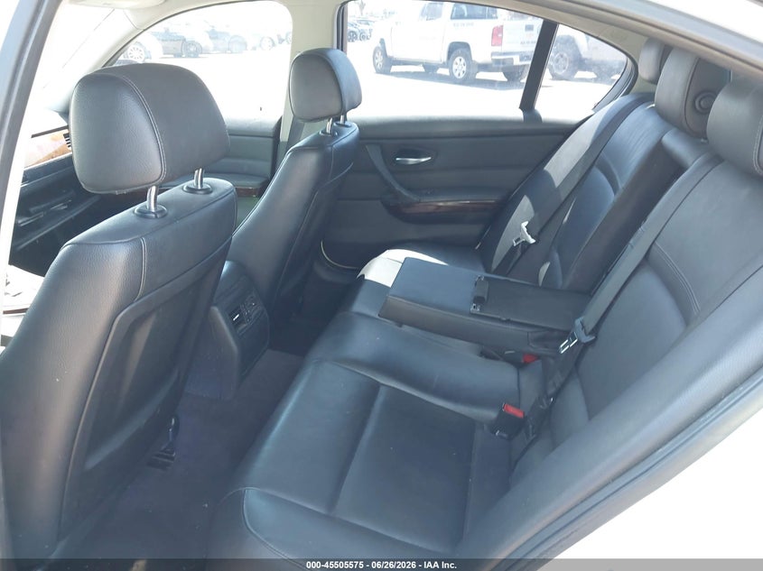 2011 BMW 3 series VIN WBAPH5C50BF093949 IAAI salvage auction — NORMAL WEAR, Clear - Dealer Only (California), sold $875 on 2026-07-29 (photo 8)