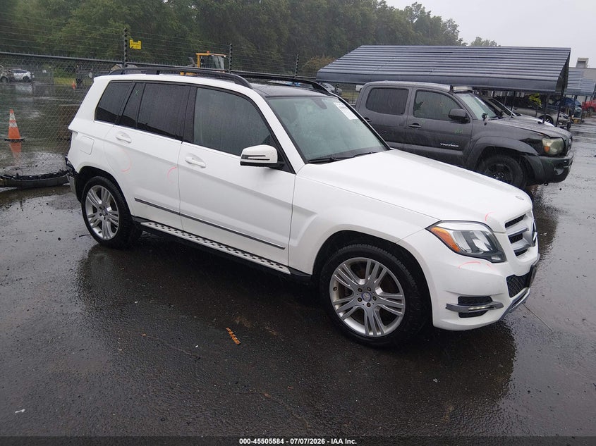2013 Mercedes-benz Glk-klasse VIN WDCGG8JB4DG036404 IAAI salvage auction — REAR END, Salvage (Connecticut), sold $2,450 on 2026-07-23 (photo 1)