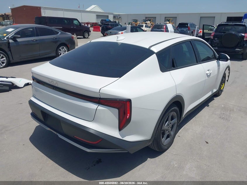 2025 Kia K4 VIN 3KPFT4DE6SE216444 IAAI salvage auction — FRONT END, Salvage Title, sold $9,700 on 2026-08-19 (photo 4)