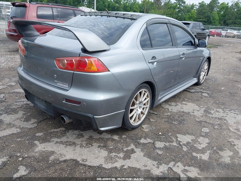 2015 Mitsubishi Lancer evolution VIN JA32W7FV6FU028467 IAAI salvage auction — NORMAL WEAR, Clear (Virginia), sold $7,600 on 2026-07-10 (photo 4)