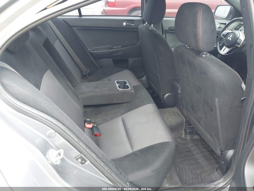 2015 Mitsubishi Lancer evolution VIN JA32W7FV6FU028467 IAAI salvage auction — NORMAL WEAR, Clear (Virginia), sold $7,600 on 2026-07-10 (photo 8)