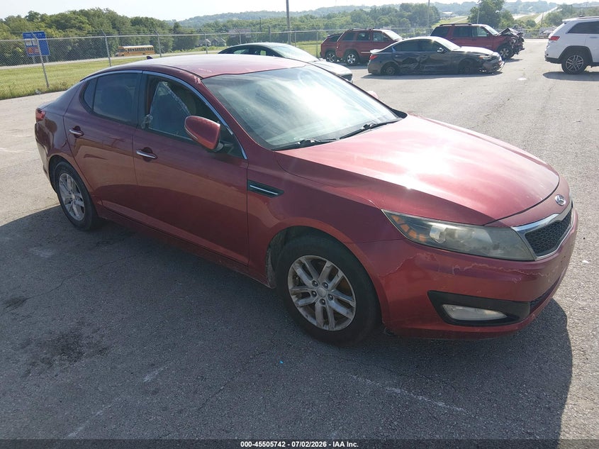 2013 Kia Optima VIN 5XXGM4A77DG227583 IAAI salvage auction — NORMAL WEAR, Clear (Missouri), sold $750 on 2026-07-09 (photo 1)