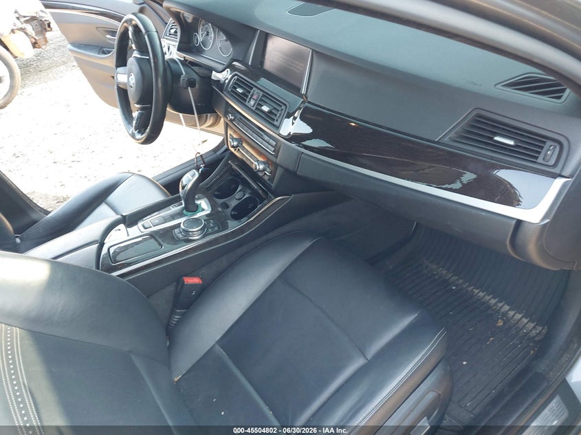 2016 BMW 5er VIN WBA5A7C52GG152461 IAAI salvage auction — FRONT & REAR, Mv-907A (New York), sold $25 on 2026-07-28 (photo 5)