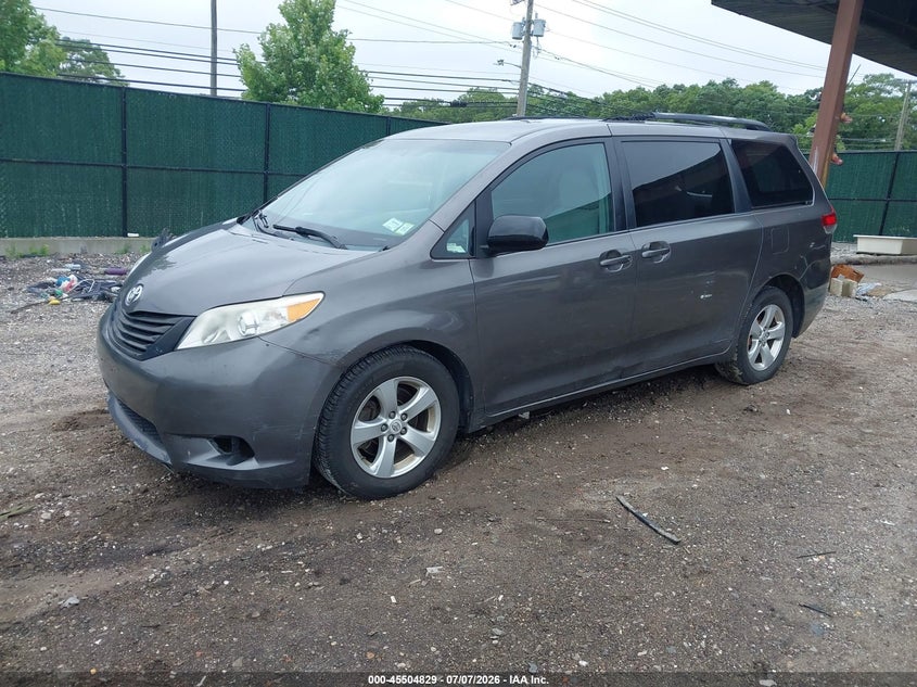 2013 Toyota Sienna VIN 5TDKK3DC3DS306881 IAAI salvage auction — SIDE, Mv-907A (New York), sold $25 on 2026-07-28 (photo 2)