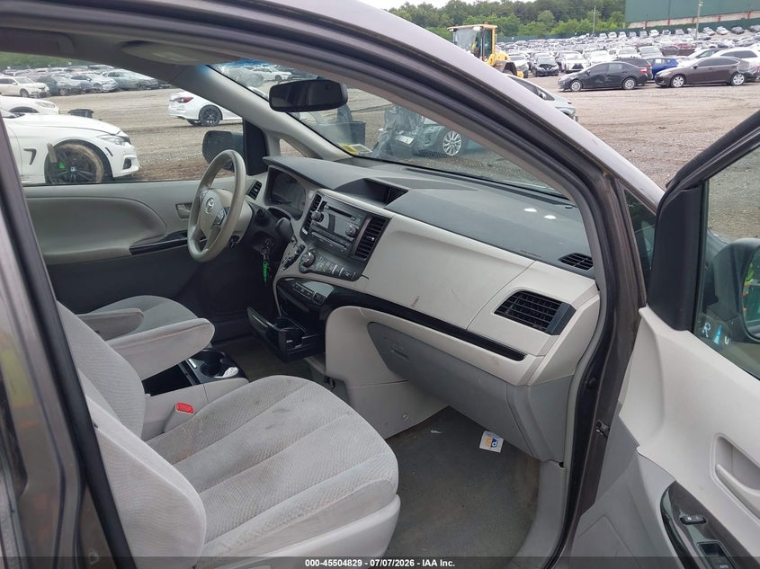 2013 Toyota Sienna VIN 5TDKK3DC3DS306881 IAAI salvage auction — SIDE, Mv-907A (New York), sold $25 on 2026-07-28 (photo 5)