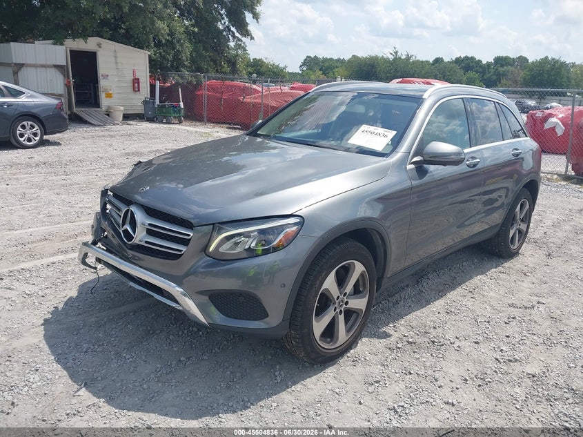 2018 Mercedes-benz Glc VIN WDC0G4JB5JV080798 IAAI salvage auction — RIGHT FRONT, Salvage Title, sold $1,050 on 2026-07-23 (photo 2)