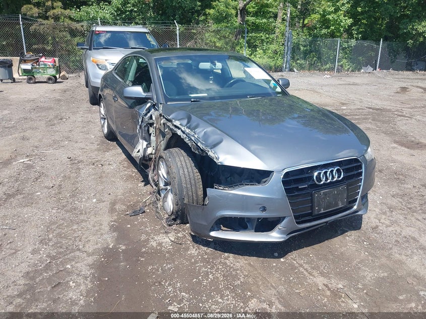 2013 Audi A5 VIN WAUVFAFR2DA044823 IAAI salvage auction — NORMAL WEAR, Clear (Maryland), sold $350 on 2026-07-15 (photo 1)