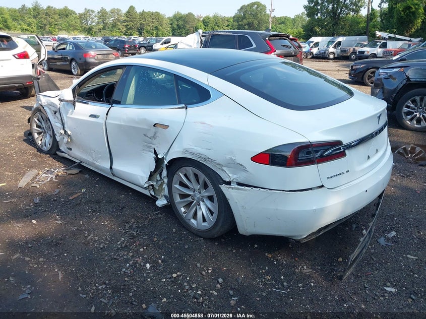 2017 Tesla Model s VIN 5YJSA1E22HF215608 IAAI salvage auction — FRONT END, Salvage Title, sold $4,125 on 2026-07-23 (photo 3)