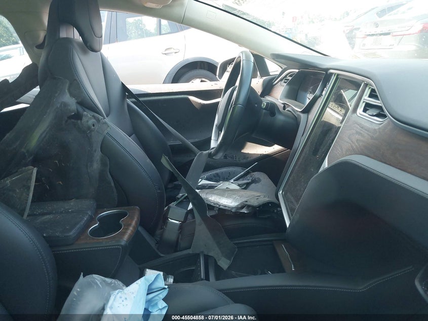 2017 Tesla Model s VIN 5YJSA1E22HF215608 IAAI salvage auction — FRONT END, Salvage Title, sold $4,125 on 2026-07-23 (photo 5)
