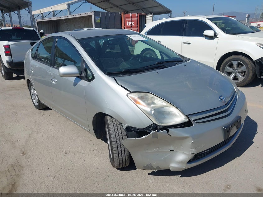 2004 Toyota Prius VIN JTDKB20U340115134 IAAI salvage auction — RIGHT FRONT, Salvage (California), sold $700 on 2026-07-22 (photo 1)