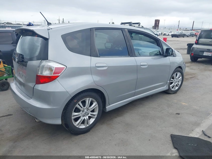 2011 Honda Fit VIN JHMGE8H52BS003650 IAAI salvage auction — FRONT END, Salvage (California), sold $1,600 on 2026-07-10 (photo 4)