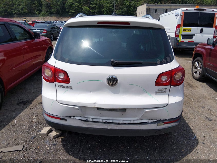 2011 Volkswagen Tiguan VIN WVGBV7AX7BW517127 IAAI salvage auction — REAR END, Clear (Massachusetts), sold $500 on 2026-07-17 (photo 6)