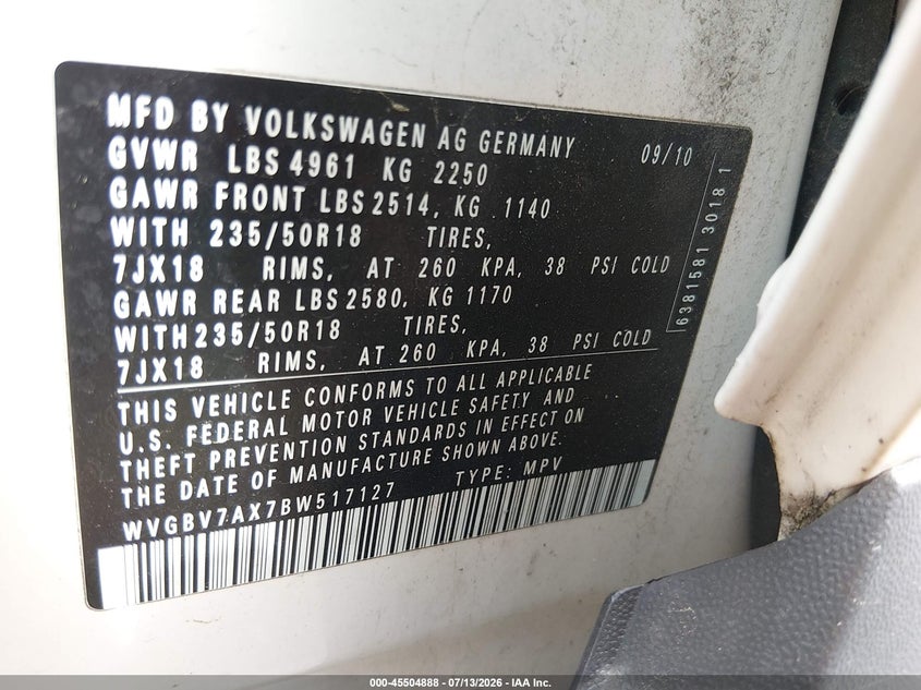 2011 Volkswagen Tiguan VIN WVGBV7AX7BW517127 IAAI salvage auction — REAR END, Clear (Massachusetts), sold $500 on 2026-07-17 (photo 9)