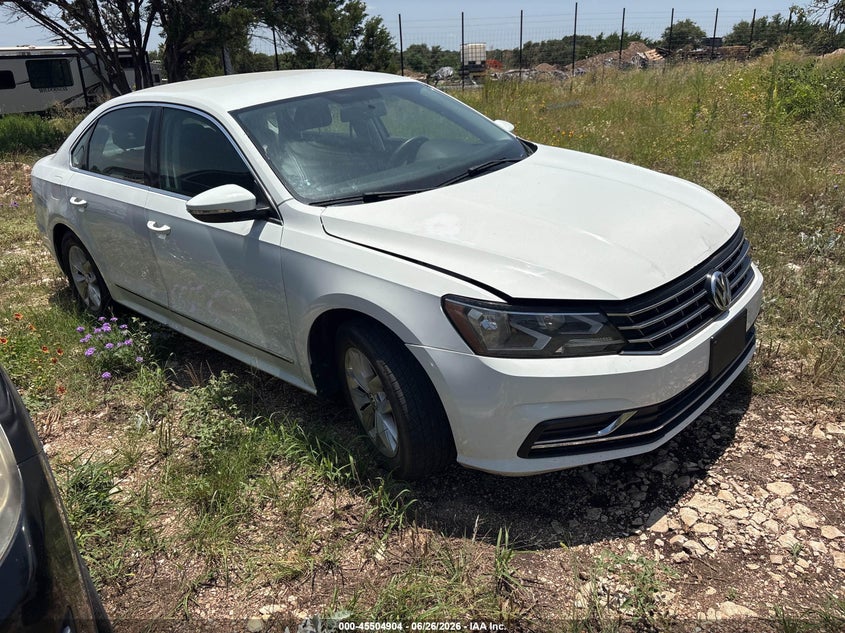 2016 Volkswagen Passat VIN 1VWAS7A39GC023377 IAAI salvage auction — NORMAL WEAR, Salvage Title, sold $825 on 2026-07-16 (photo 1)