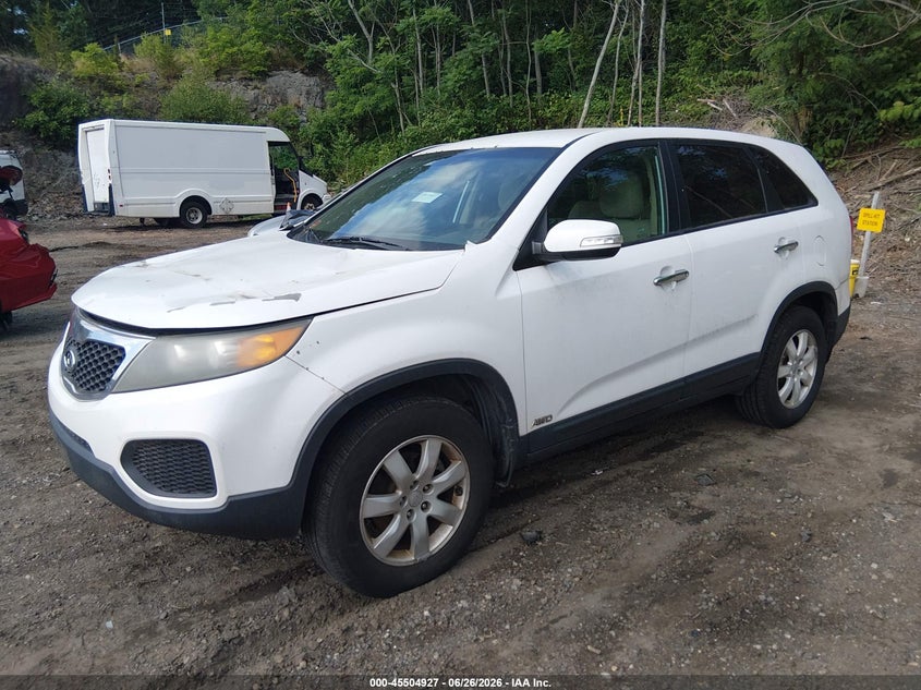 2011 Kia Sorento VIN 5XYKTCA18BG036668 IAAI salvage auction — NORMAL WEAR, Clear (Rhode Island), sold $875 on 2026-07-07 (photo 2)