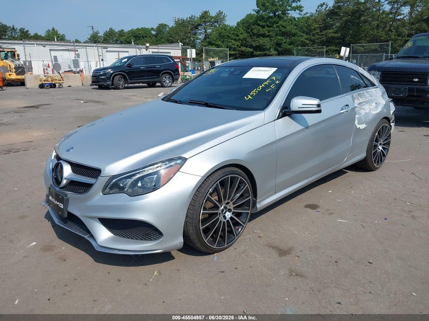 2016 Mercedes-benz E-klasse VIN WDDKJ6HB0GF328448 IAAI salvage auction — REAR END, Salvage (Pennsylvania), sold $2,000 on 2026-07-28 (photo 2)