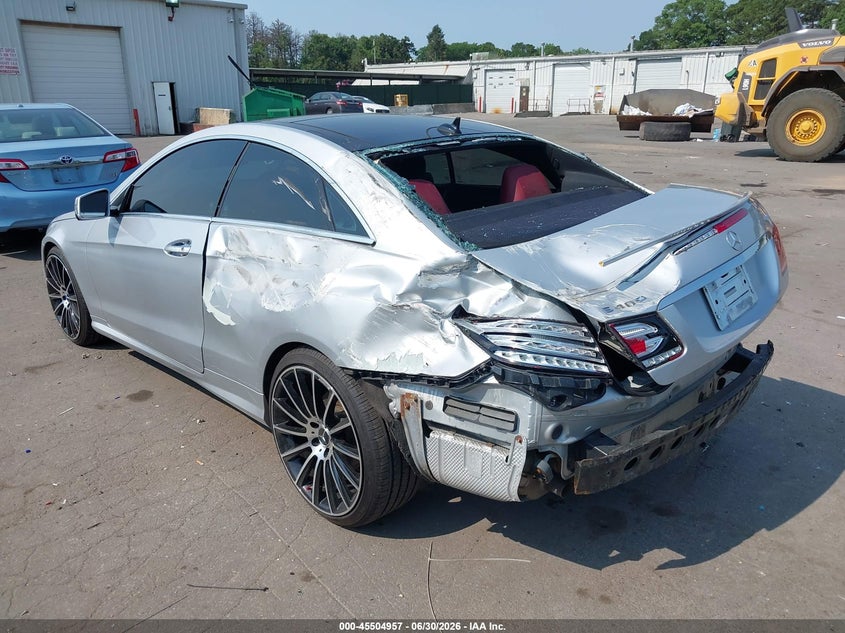 2016 Mercedes-benz E-klasse VIN WDDKJ6HB0GF328448 IAAI salvage auction — REAR END, Salvage (Pennsylvania), sold $2,000 on 2026-07-28 (photo 3)