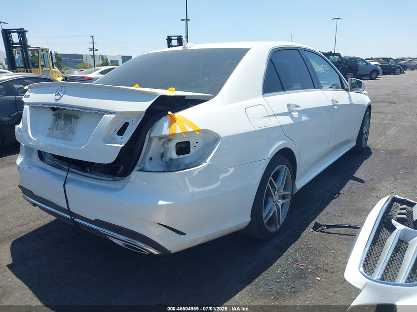 2014 Mercedes-benz E-klasse VIN WDDHF5KB7EB021765 IAAI salvage auction — FRONT & REAR, Wait Title, sold $1,275 on 2026-08-14 (photo 4)