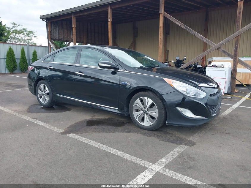 2014 Hyundai Sonata VIN KMHEC4A48EA111298 IAAI salvage auction — NORMAL WEAR, Clear (Oregon), sold $275 on 2026-07-21 (photo 1)