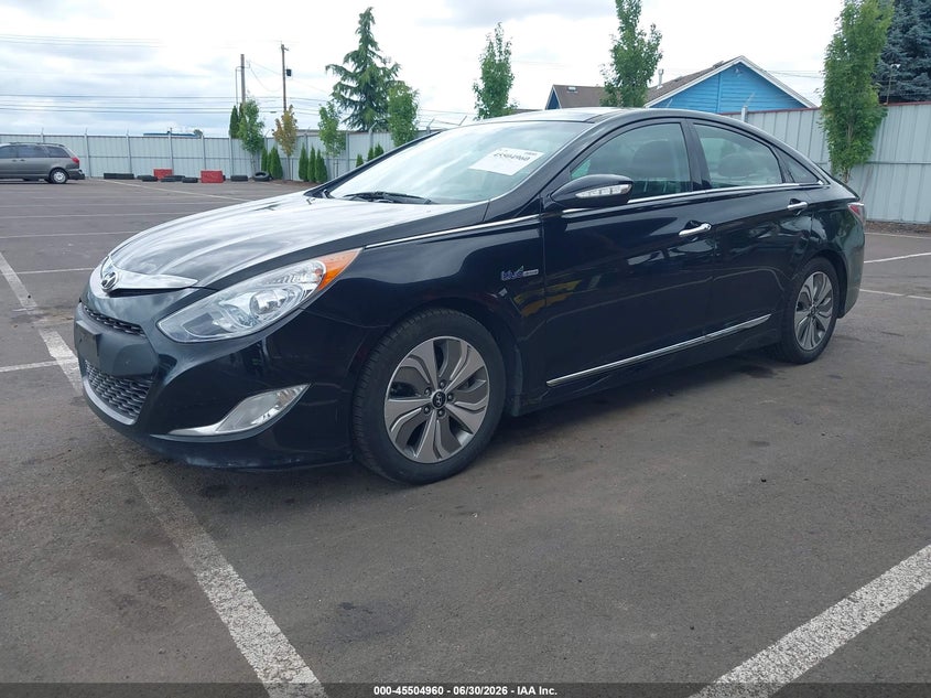 2014 Hyundai Sonata VIN KMHEC4A48EA111298 IAAI salvage auction — NORMAL WEAR, Clear (Oregon), sold $275 on 2026-07-21 (photo 2)