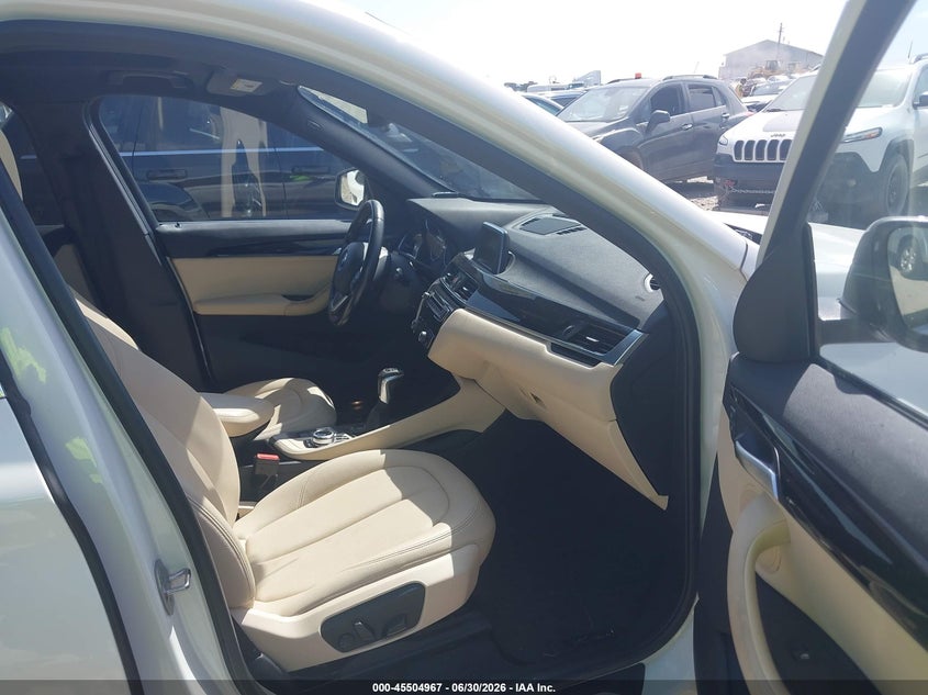 2017 BMW X1 VIN WBXHT3C31H5F84673 IAAI salvage auction — REAR END, Salvage Title, sold $3,850 on 2026-07-16 (photo 5)
