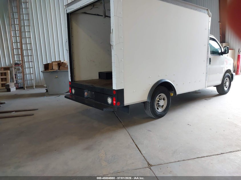 2016 Chevrolet Express 2500 VIN 1GB0GRFF9G1272535 IAAI salvage auction — NORMAL WEAR, Sf97 (Maryland), sold $17,275 on 2026-08-18 (photo 4)
