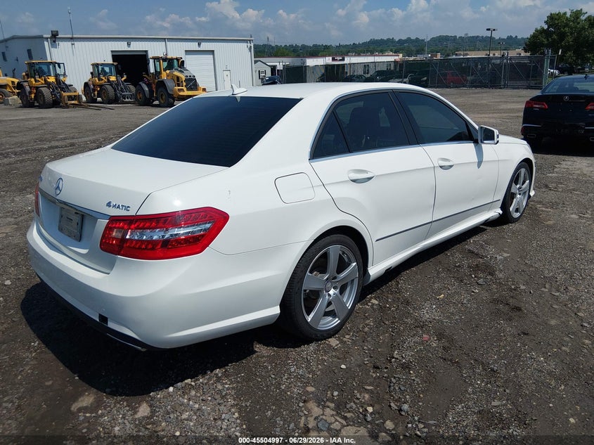 2010 Mercedes-benz E-class VIN WDDHF8HB3AA109592 IAAI salvage auction — NORMAL WEAR, Clear (Pennsylvania), sold $200 on 2026-07-10 (photo 4)