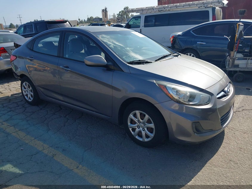 2013 Hyundai Accent VIN KMHCT4AE7DU549484 IAAI salvage auction — REAR END, Salvage Title, sold $975 on 2026-07-15 (photo 1)