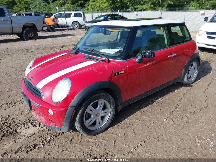 2006 Mini Cooper VIN WMWRC33586TJ76077 IAAI salvage auction — NORMAL WEAR, Clear-Endorsement (Wisconsin), sold $350 on 2026-07-22 (photo 2)