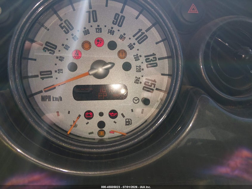 2006 Mini Cooper VIN WMWRC33586TJ76077 IAAI salvage auction — NORMAL WEAR, Clear-Endorsement (Wisconsin), sold $350 on 2026-07-22 (photo 7)
