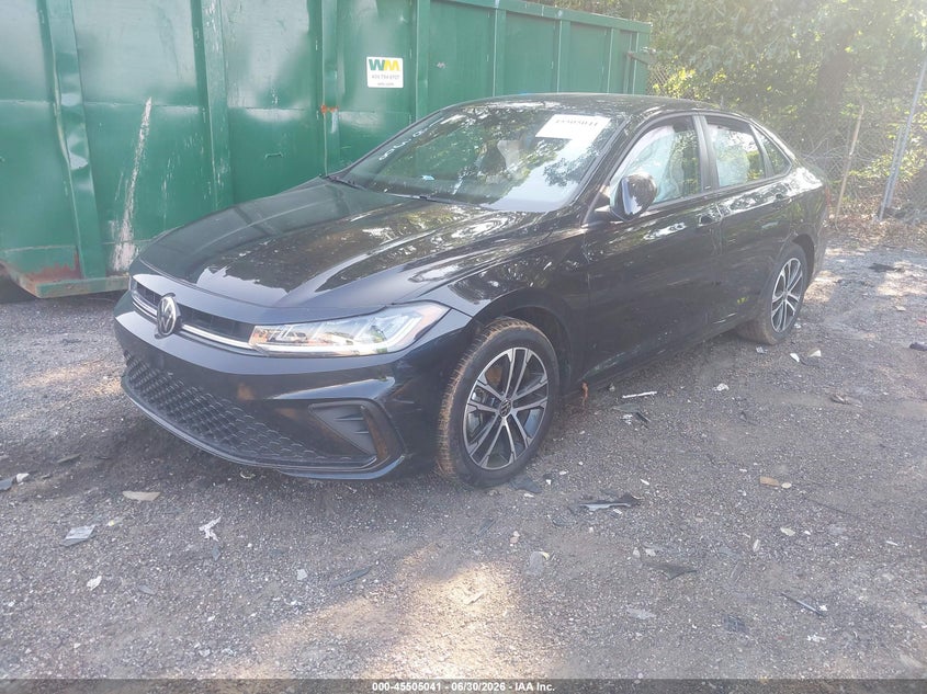2025 Volkswagen Jetta VIN 3VWBX7BU9SM031838 IAAI salvage auction — SIDE, Salvage Title, sold $5,900 on 2026-09-01 (photo 2)