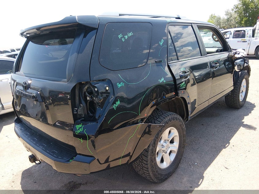 2014 Toyota 4runner VIN JTEBU5JR7E5194796 IAAI salvage auction — RIGHT FRONT, Salvage Title, sold $9,800 on 2026-08-25 (photo 4)