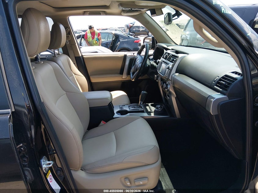 2014 Toyota 4runner VIN JTEBU5JR7E5194796 IAAI salvage auction — RIGHT FRONT, Salvage Title, sold $9,800 on 2026-08-25 (photo 5)
