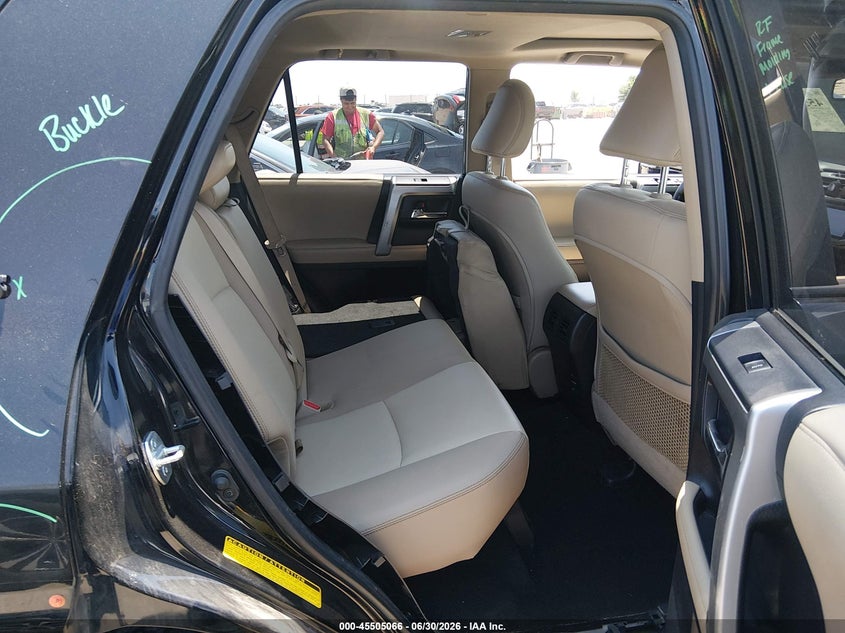 2014 Toyota 4runner VIN JTEBU5JR7E5194796 IAAI salvage auction — RIGHT FRONT, Salvage Title, sold $9,800 on 2026-08-25 (photo 8)