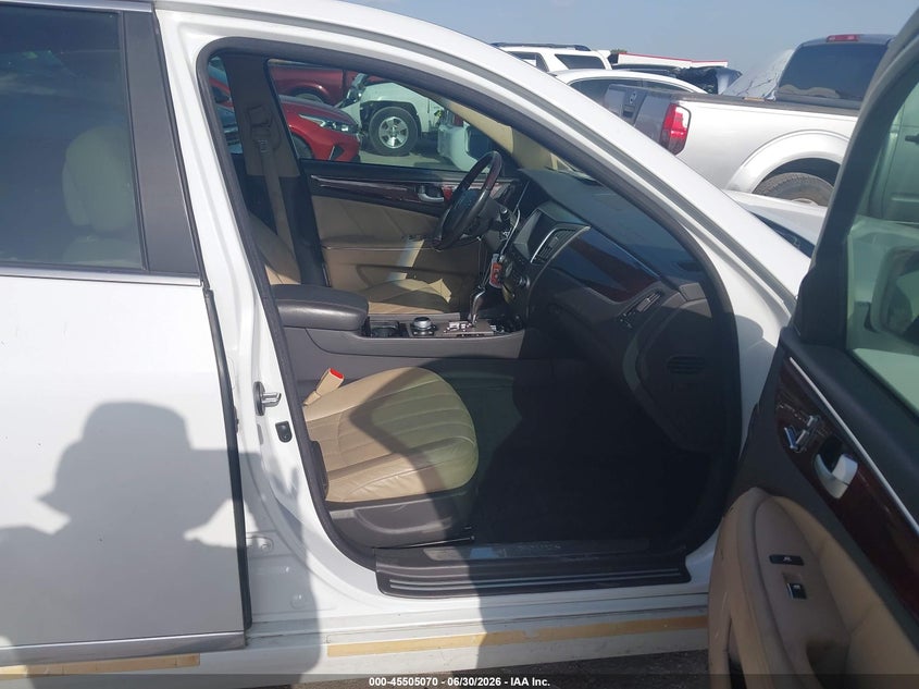 2013 Hyundai Equus VIN KMHGH4JH2DU069737 IAAI salvage auction — SIDE, Salvage (Texas), sold $450 on 2026-07-21 (photo 5)