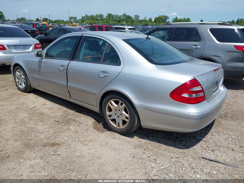 2004 Mercedes-benz E-klasse VIN WDBUF82J64X165275 IAAI salvage auction — LEFT SIDE, Salvage (Illinois), sold $475 on 2026-08-19 (photo 3)