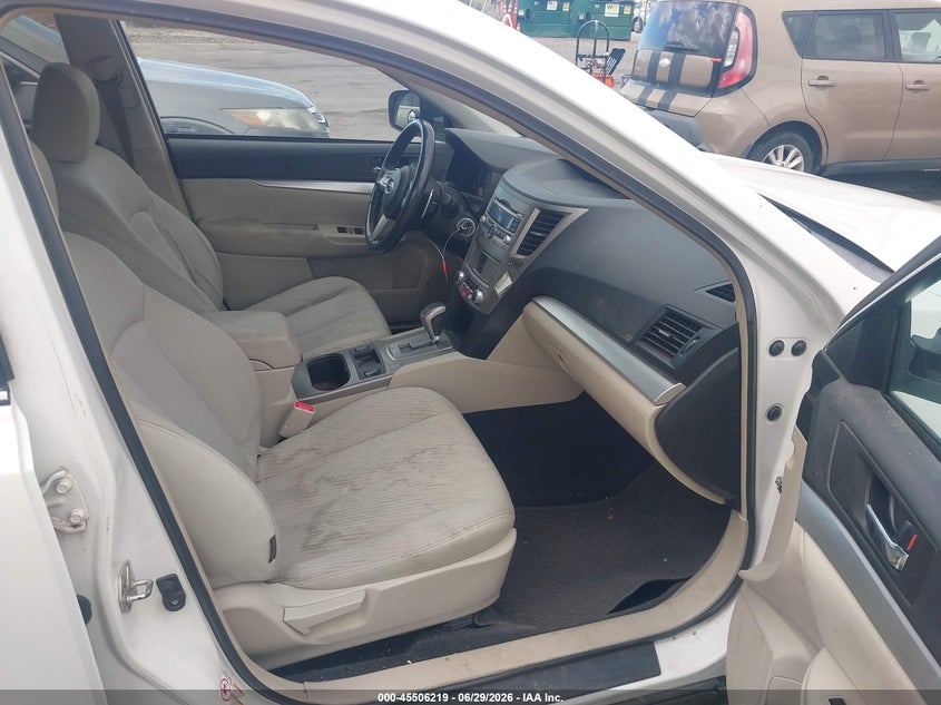 2011 Subaru Outback VIN 4S4BRBGC8B3336938 IAAI salvage auction — NORMAL WEAR, Clear (Utah), sold $275 on 2026-07-09 (photo 5)