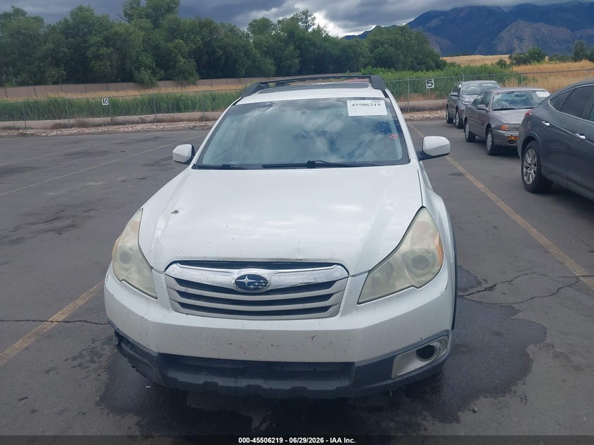 2011 Subaru Outback VIN 4S4BRBGC8B3336938 IAAI salvage auction — NORMAL WEAR, Clear (Utah), sold $275 on 2026-07-09 (photo 6)