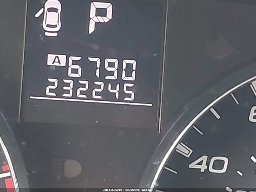 2011 Subaru Outback VIN 4S4BRBGC8B3336938 IAAI salvage auction — NORMAL WEAR, Clear (Utah), sold $275 on 2026-07-09 (photo 7)
