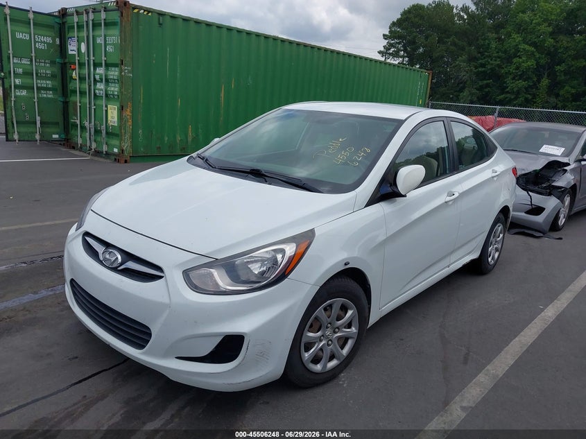 2013 Hyundai Accent VIN KMHCT4AE7DU564342 IAAI salvage auction — NORMAL WEAR, Clear (North Carolina), sold $1,100 on 2026-07-15 (photo 2)