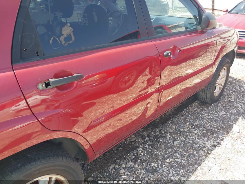2007 Kia Sportage VIN KNDJF723577311282 IAAI salvage auction — NORMAL WEAR, Clear (Arkansas), sold $300 on 2026-07-09 (photo 6)