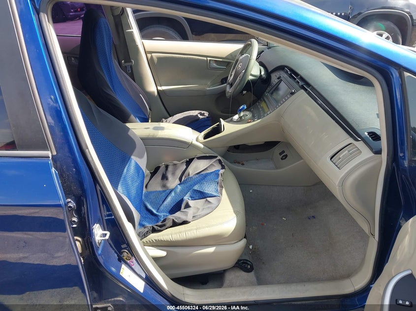 2011 Toyota Prius VIN JTDKN3DU7B0286666 IAAI salvage auction — NORMAL WEAR, Clear - Dealer Only (California), sold $550 on 2026-07-09 (photo 5)