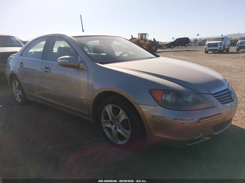 2005 Acura Rl VIN JH4KB16525C007788 IAAI salvage auction — NORMAL WEAR, Clear-Dealer Only (Arizona), sold $325 on 2026-07-28 (photo 1)