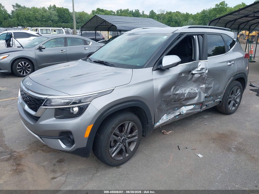 2023 Kia Seltos VIN KNDEU2AAXP7396064 IAAI salvage auction — LEFT SIDE, Salvage (Connecticut), sold $6,600 on 2026-07-23 (photo 2)
