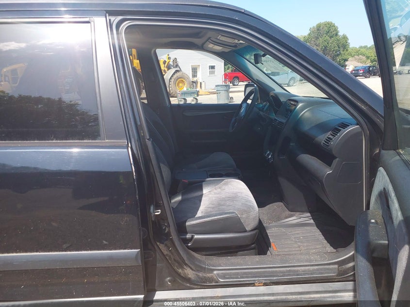 2002 Honda Cr-v VIN JHLRD788X2C089756 IAAI salvage auction — NORMAL WEAR, Original (Ohio), sold $300 on 2026-07-27 (photo 5)