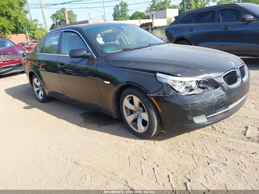 2008 BMW 5 series VIN WBANU53568CT17299 IAAI salvage auction — FRONT & REAR, Clear (Michigan), sold $425 on 2026-07-23 (photo 1)